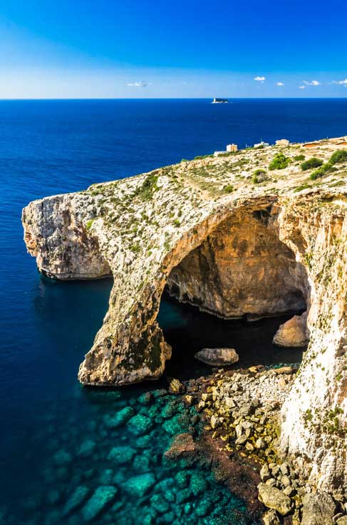 gozo azurre window